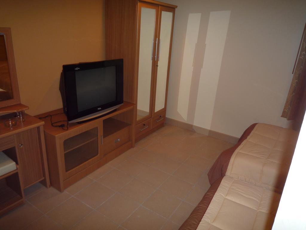 Marine Paradise Pattaya Habitación foto
