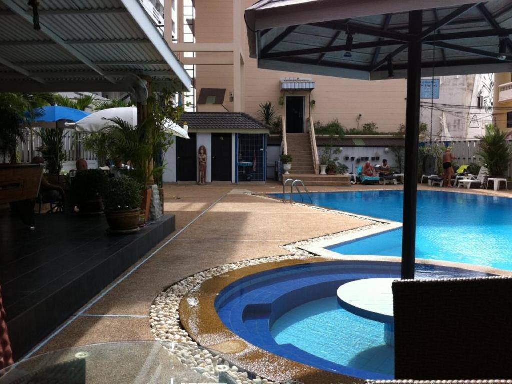 Marine Paradise Pattaya Exterior foto
